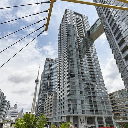 N2N Suites - Downtown Lake & City View Apartments トロント エクステリア 写真