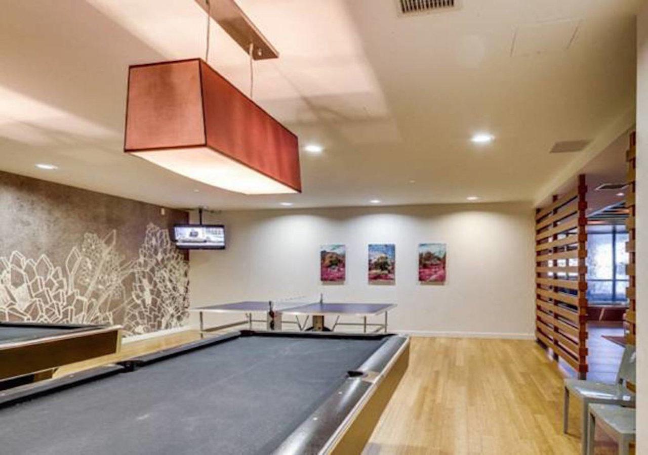 N2N Suites - Downtown Lake & City View Apartments トロント エクステリア 写真