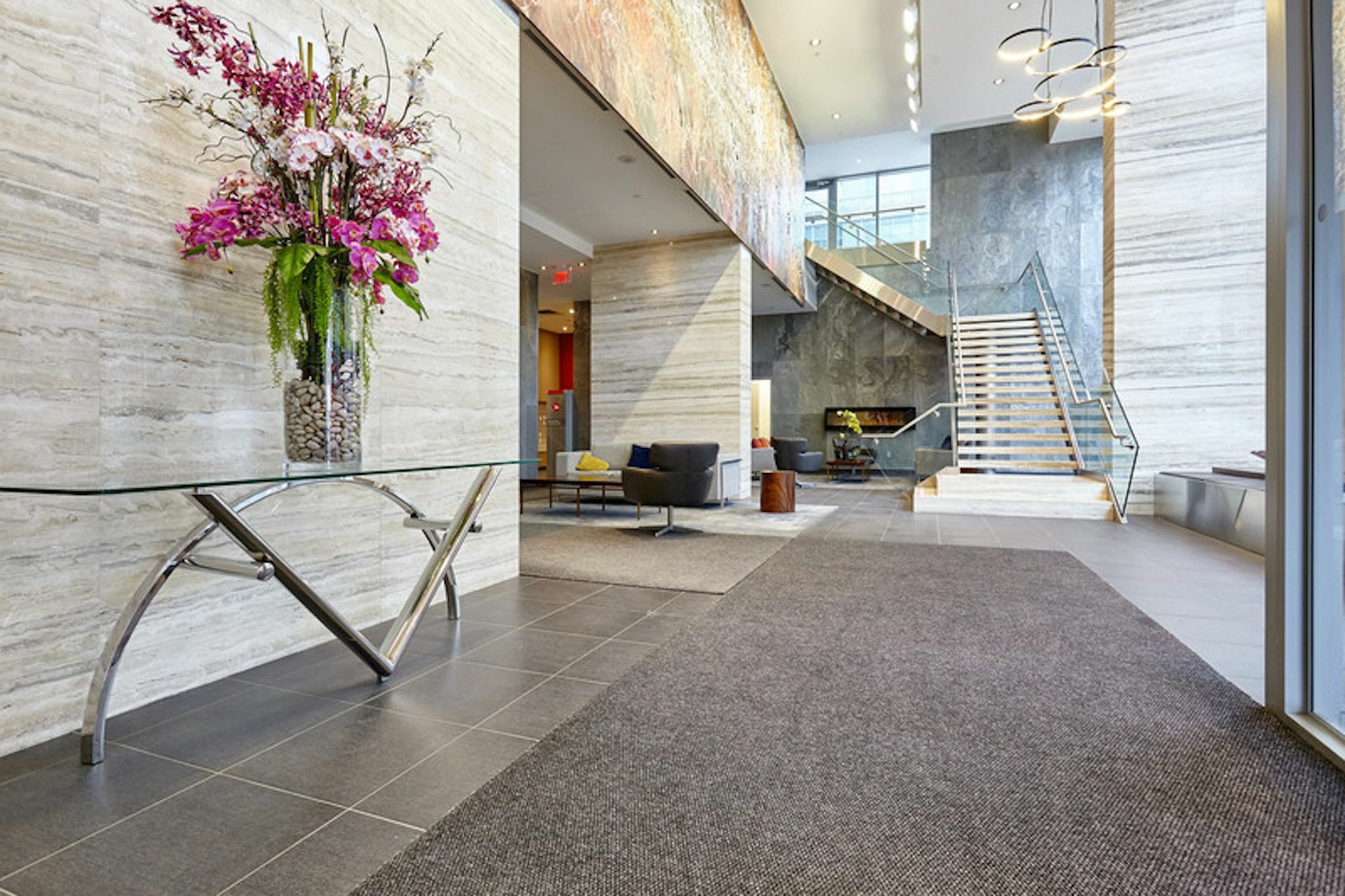 N2N Suites - Downtown Lake & City View Apartments トロント エクステリア 写真